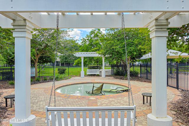 1049 N BLACK CHERRY Drive, St. Johns, FL 32259