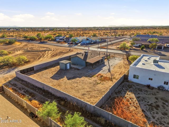 32225 N CENTER Street N, Wittmann, AZ 85361