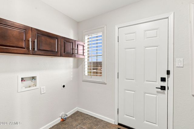 32225 N CENTER Street N, Wittmann, AZ 85361