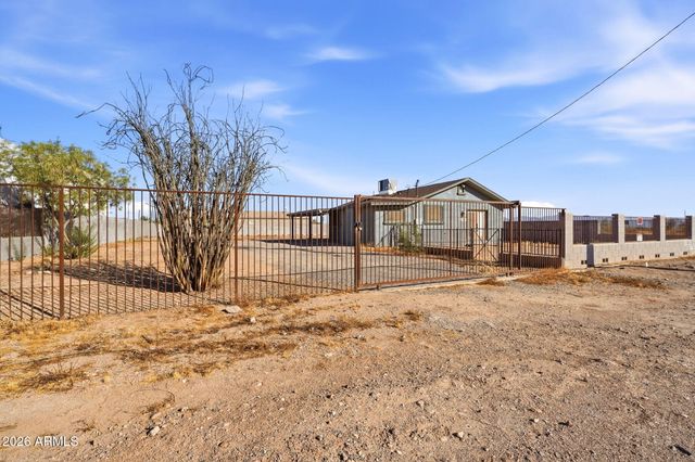 32225 N CENTER Street N, Wittmann, AZ 85361