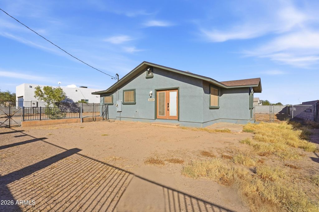32225 N CENTER Street N, Wittmann, AZ 85361 — photo 2