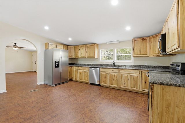 7651 NW 153RD LANE, Chiefland, FL 32626