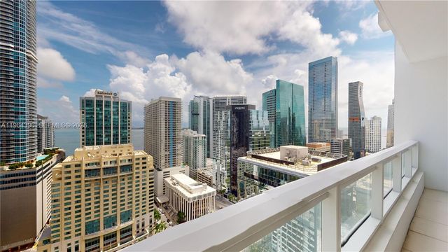 1080 N Brickell Ave 2804, Miami, FL 33131