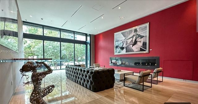 1080 N Brickell Ave 2804, Miami, FL 33131