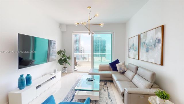 1080 N Brickell Ave 2804, Miami, FL 33131