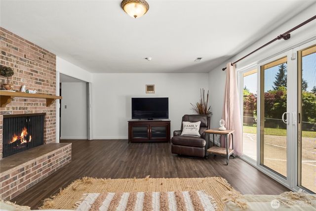 710 66th Avenue E, Fife, WA 98424