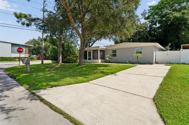 8975 69TH STREET N, Pinellas Park, FL 33782