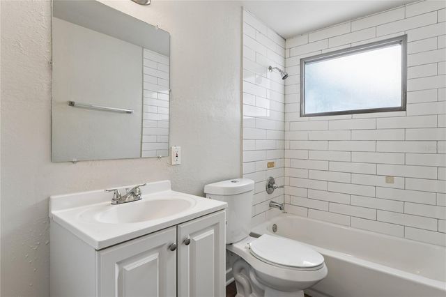 8975 69TH STREET N, Pinellas Park, FL 33782