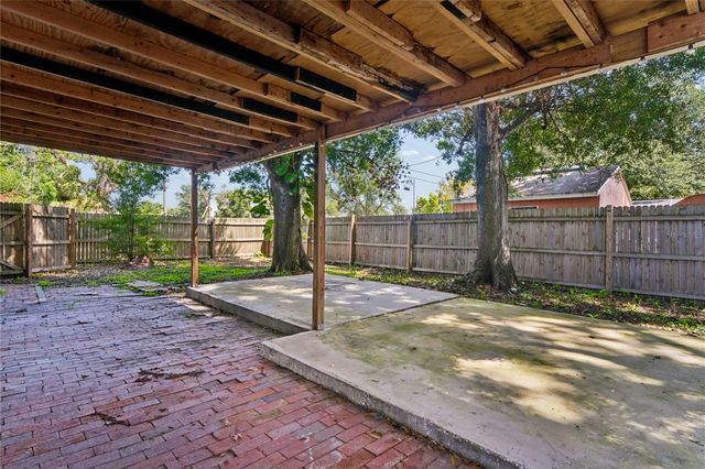 8975 69TH STREET N, Pinellas Park, FL 33782
