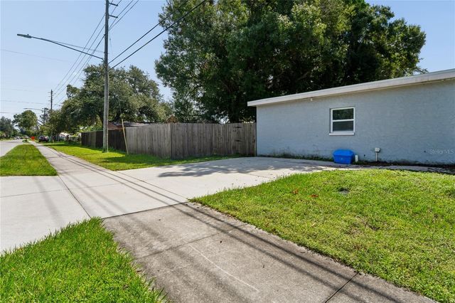 8975 69TH STREET N, Pinellas Park, FL 33782