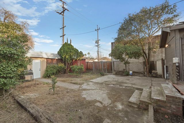 1262 N Union St, Stockton, CA 95205