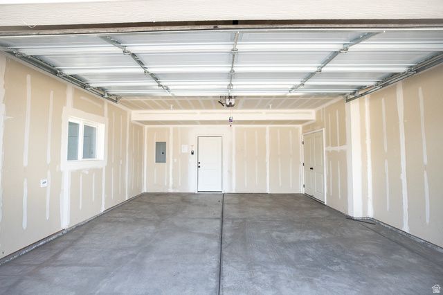 513 W 1800 N, Harrisville, UT 84404