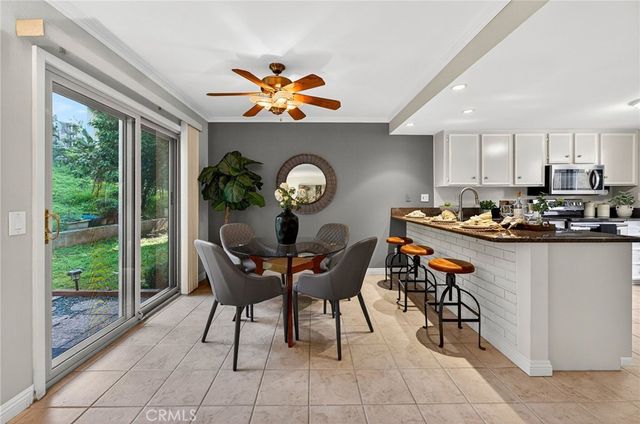 140 E El Norte Parkway 74, Escondido, CA 92026