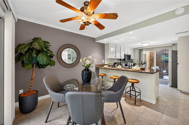 140 E El Norte Parkway 74, Escondido, CA 92026