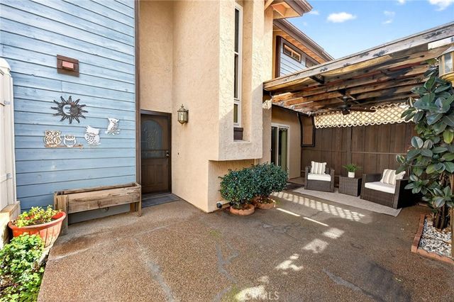 140 E El Norte Parkway 74, Escondido, CA 92026