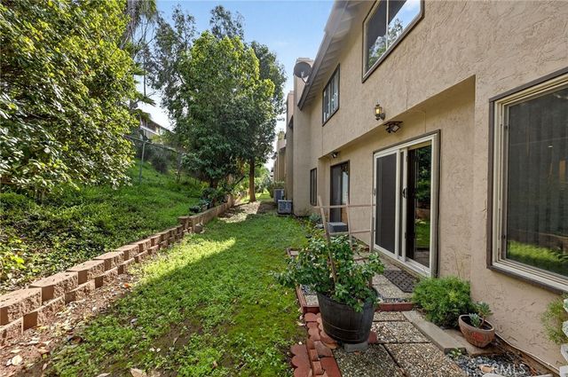 140 E El Norte Parkway 74, Escondido, CA 92026