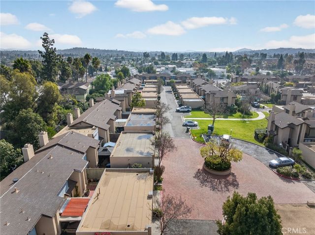 140 E El Norte Parkway 74, Escondido, CA 92026