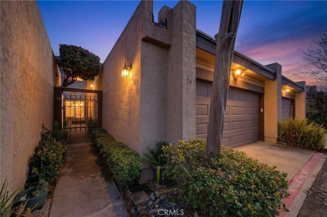 140 E El Norte Parkway 74, Escondido, CA 92026