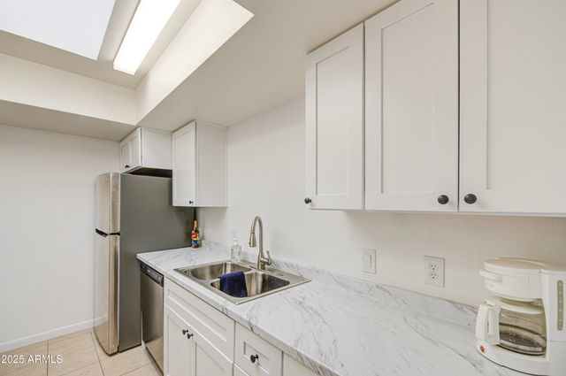 712 S LEBANON Lane, Tempe, AZ 85288