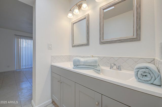 712 S LEBANON Lane, Tempe, AZ 85288