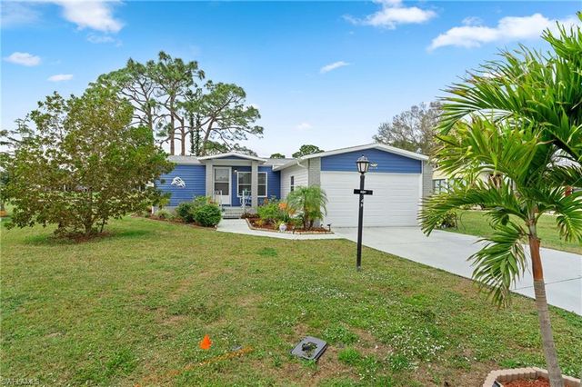 10074 Broken Woods CT, North Fort Myers, FL 33903