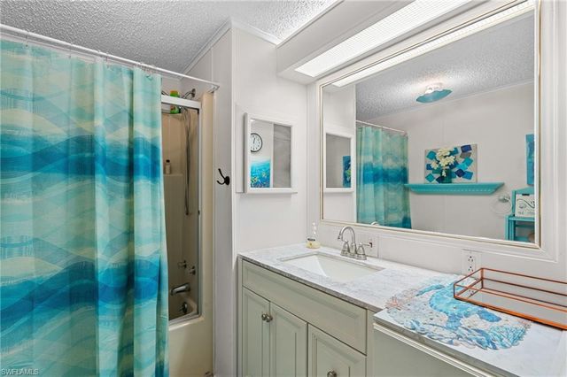 10074 Broken Woods CT, North Fort Myers, FL 33903