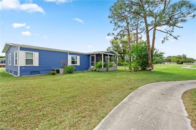 10074 Broken Woods CT, North Fort Myers, FL 33903