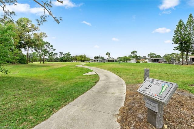 10074 Broken Woods CT, North Fort Myers, FL 33903