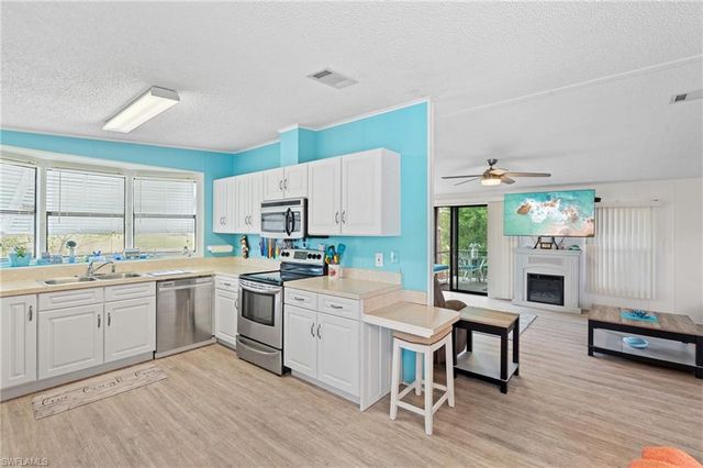 10074 Broken Woods CT, North Fort Myers, FL 33903