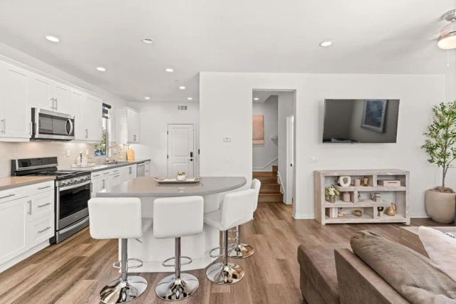 16094 Veridian Cir, San Diego, CA 92127