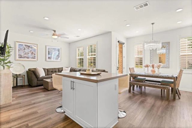 16094 Veridian Cir, San Diego, CA 92127