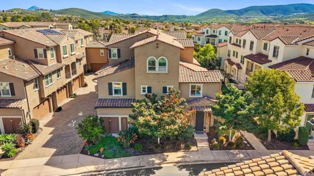 16094 Veridian Cir, San Diego, CA 92127