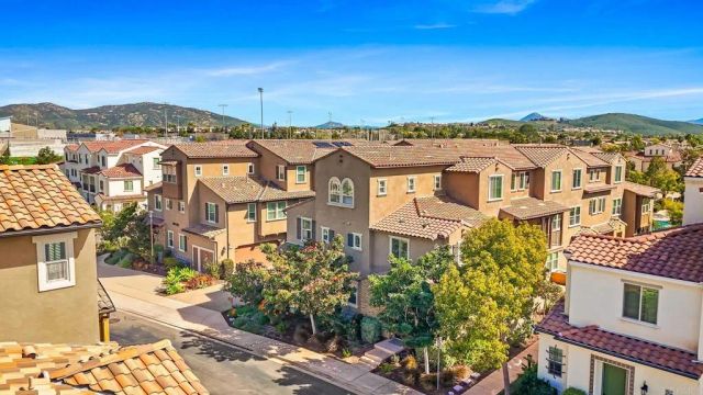 16094 Veridian Cir, San Diego, CA 92127