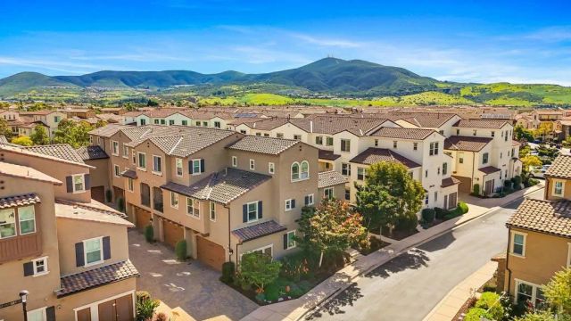 16094 Veridian Cir, San Diego, CA 92127