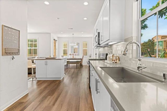 16094 Veridian Cir, San Diego, CA 92127