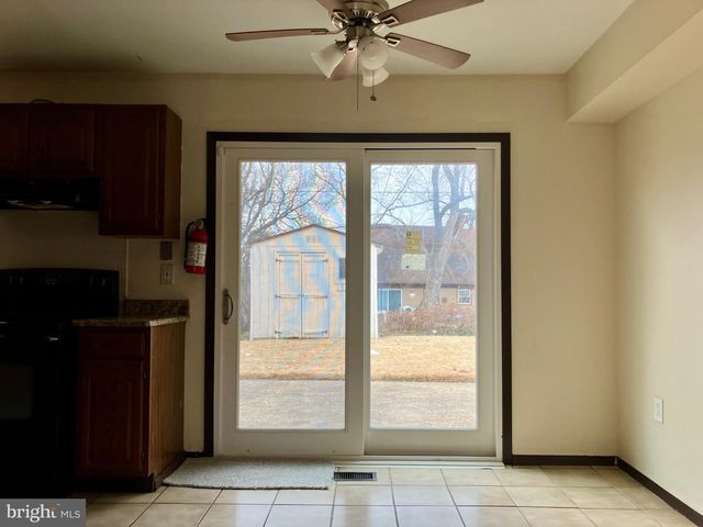 38 HAMILTON LN, Willingboro, NJ 08046