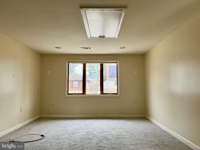 38 HAMILTON LN, Willingboro, NJ 08046