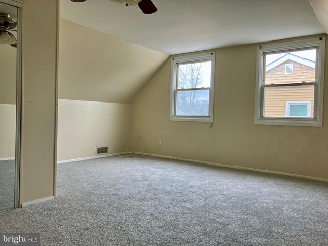 38 HAMILTON LN, Willingboro, NJ 08046