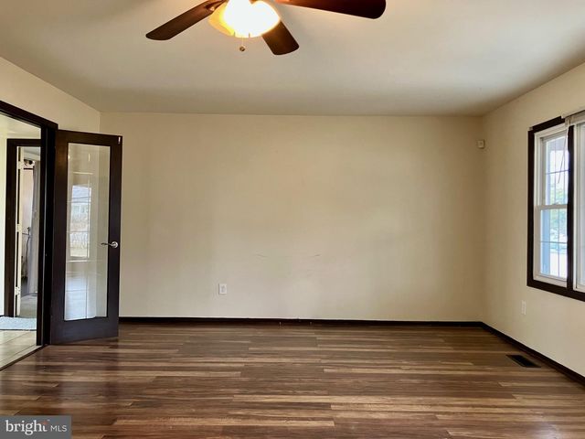 38 HAMILTON LN, Willingboro, NJ 08046