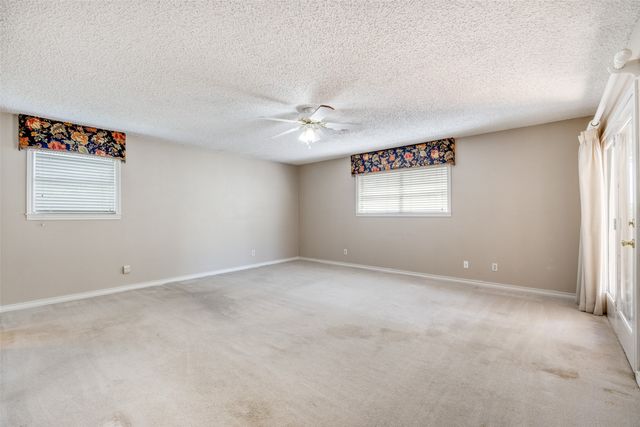 105 Mohican Trail, Gainesville, TX 76240