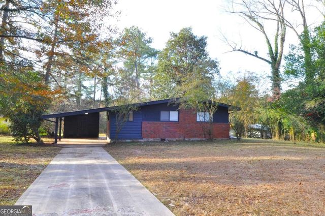 2351 Pinewood Drive, Decatur, GA 30032
