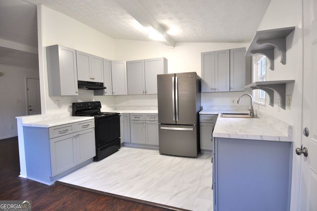 2351 Pinewood Drive, Decatur, GA 30032
