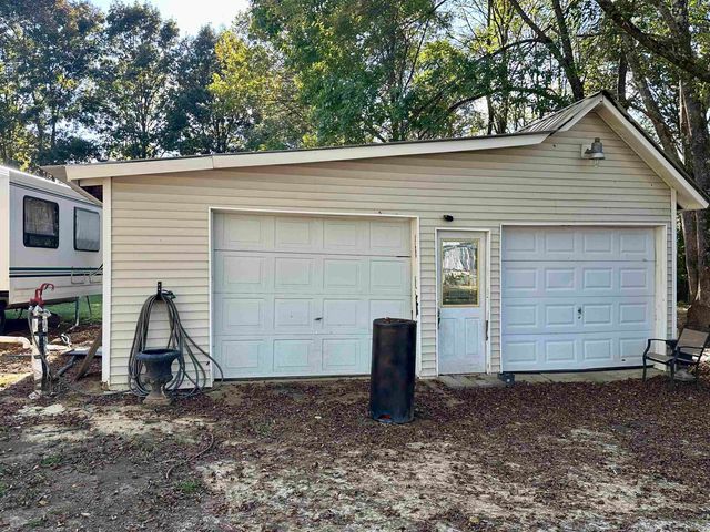 4769 PLEASANT SITE RD, Selmer, TN 38375