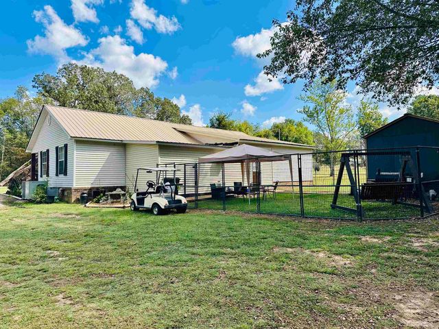 4769 PLEASANT SITE RD, Selmer, TN 38375