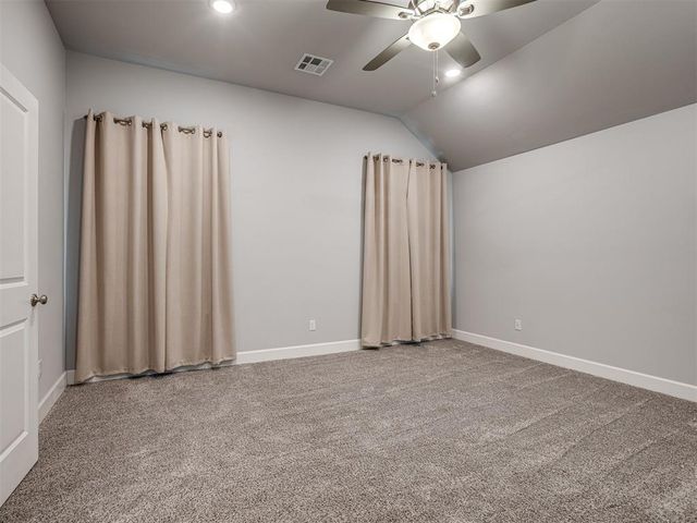 9300 NW 141st Street, Yukon, OK 73099