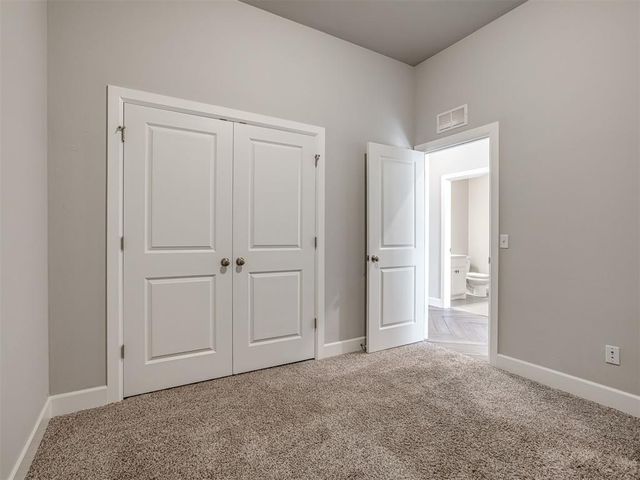 9300 NW 141st Street, Yukon, OK 73099