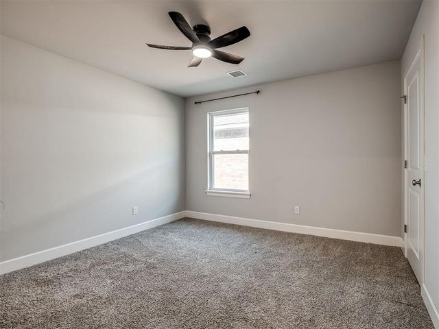 9300 NW 141st Street, Yukon, OK 73099