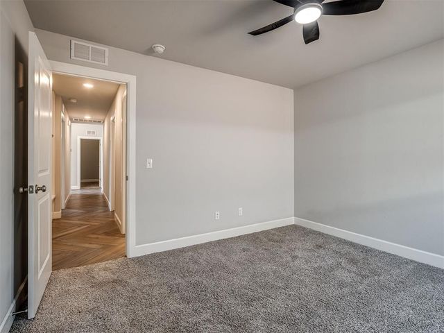 9300 NW 141st Street, Yukon, OK 73099