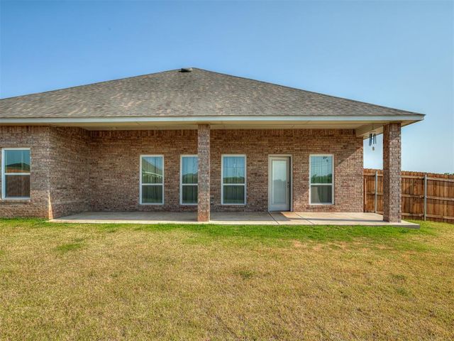 9300 NW 141st Street, Yukon, OK 73099