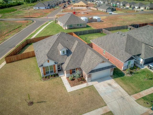9300 NW 141st Street, Yukon, OK 73099